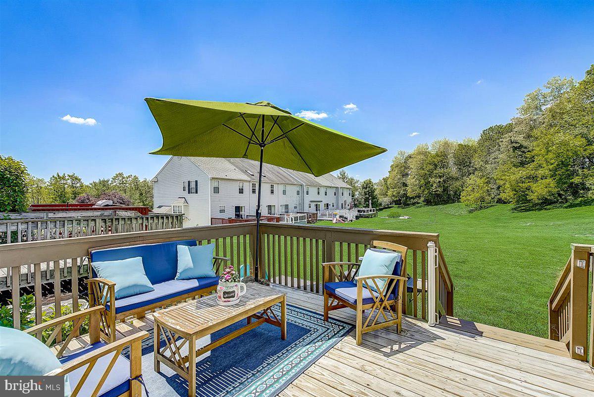 219 Springvalley Way Aston, PA 19014 - Photo 39 of 41 Deck