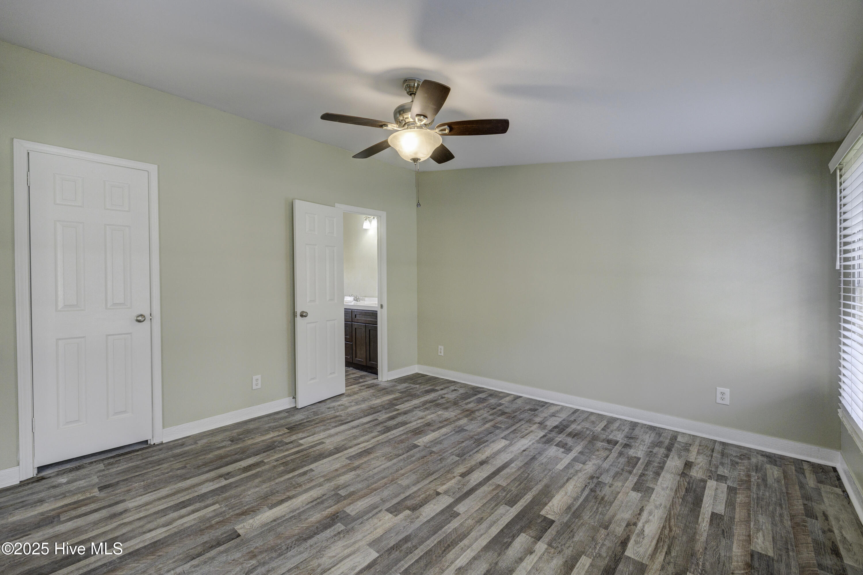 2827 New Road Burgaw, NC 28425 - Photo 19 of 37 2827NewRoadItemRemoval-29