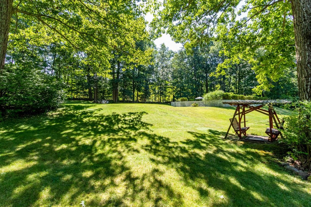 8 Fox Hollow Road Derry, NH 03038 - Photo 34 of 39