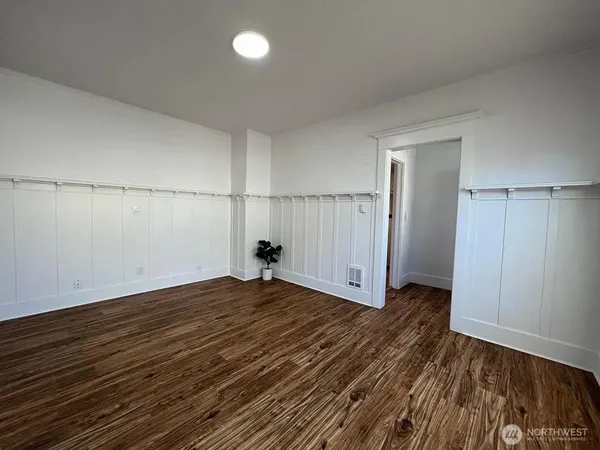 $2,400,000 | 1319 South 9th Street, Tacoma, WA 98405