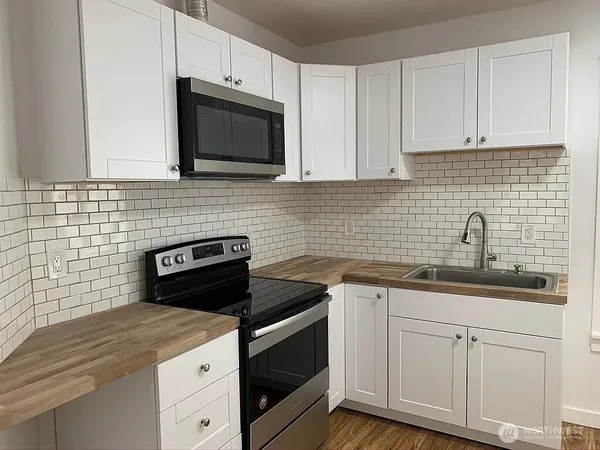 $2,400,000 | 1319 South 9th Street, Tacoma, WA 98405