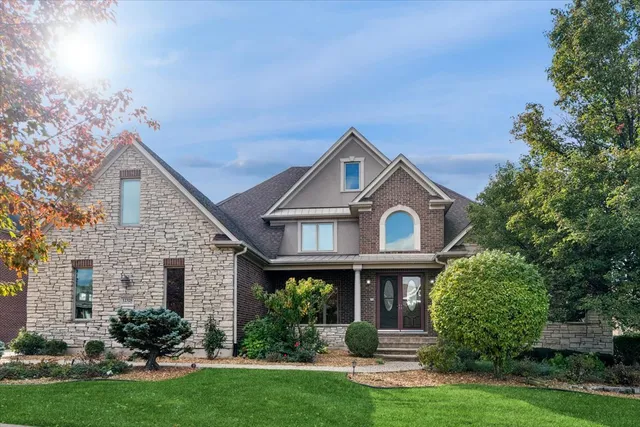 $979,125 | 12328 Province Drive, Lemont, IL 60439