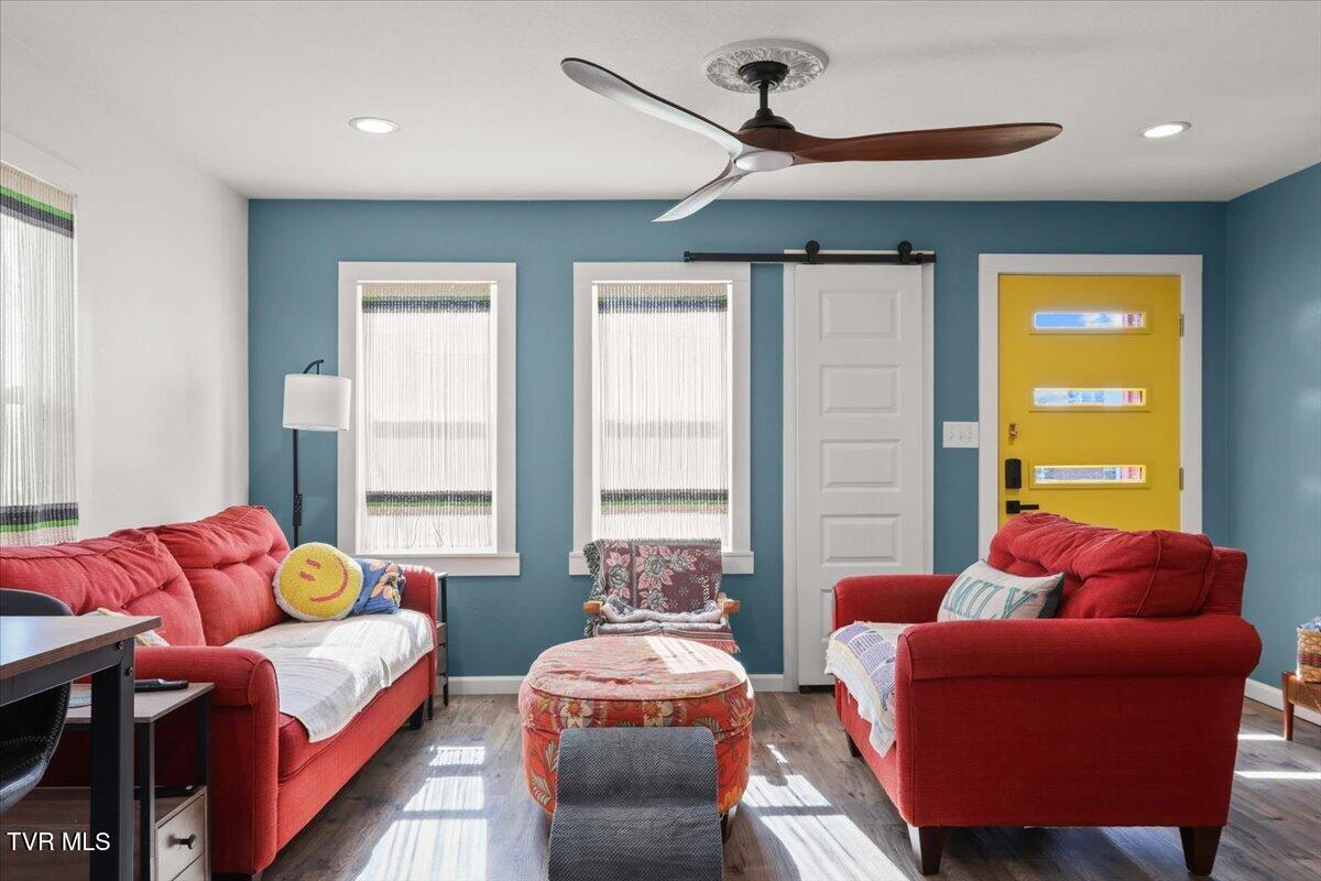 599 Harlan Street Greeneville, TN 37745 - Photo 4 of 38 08-Living Room