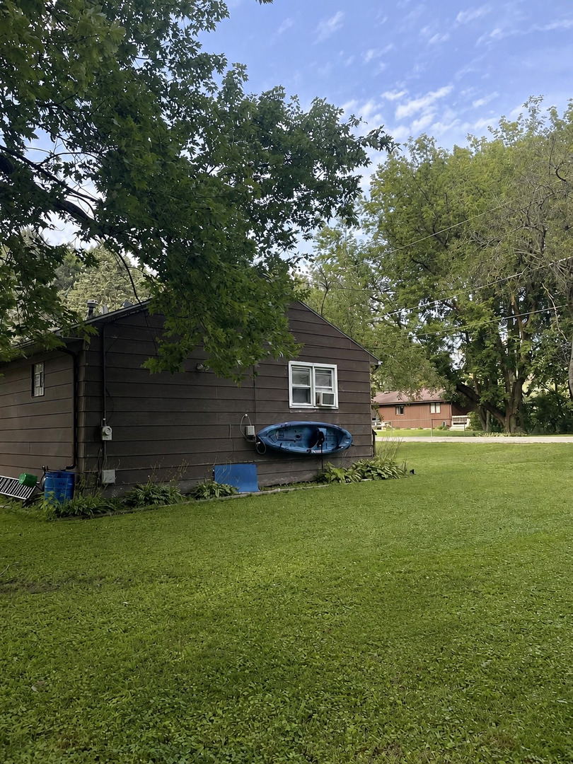 38464 Eighth Street Spring Grove, IL 60081 - Photo 11 of 16