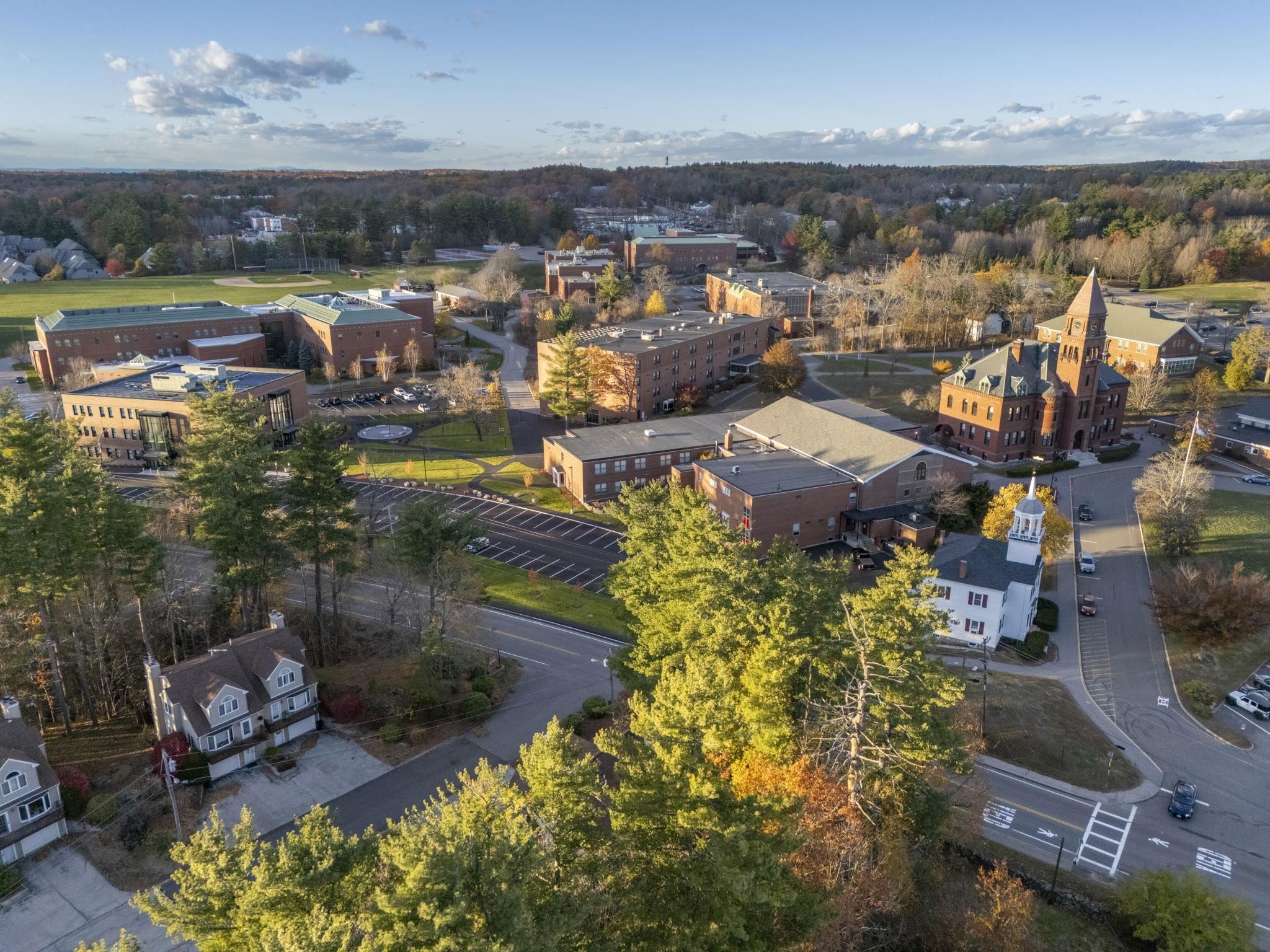 4 Newell's Meadow Lane, Unit 2 Derry, NH 03038 - Photo 21 of 26