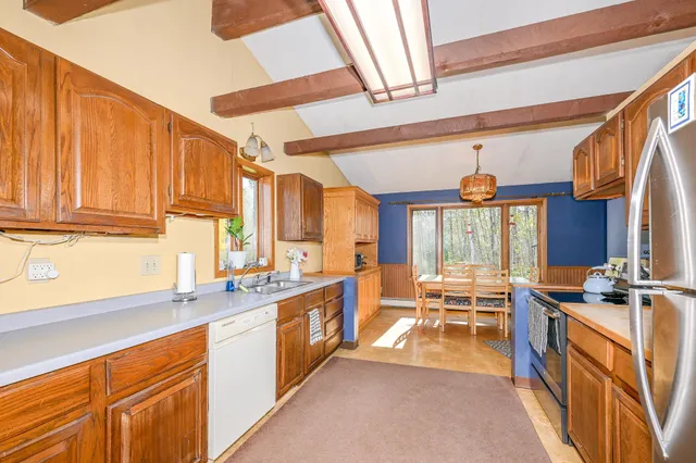 $350,000 | 4410 West Beyer Road, Duluth, MN 55803