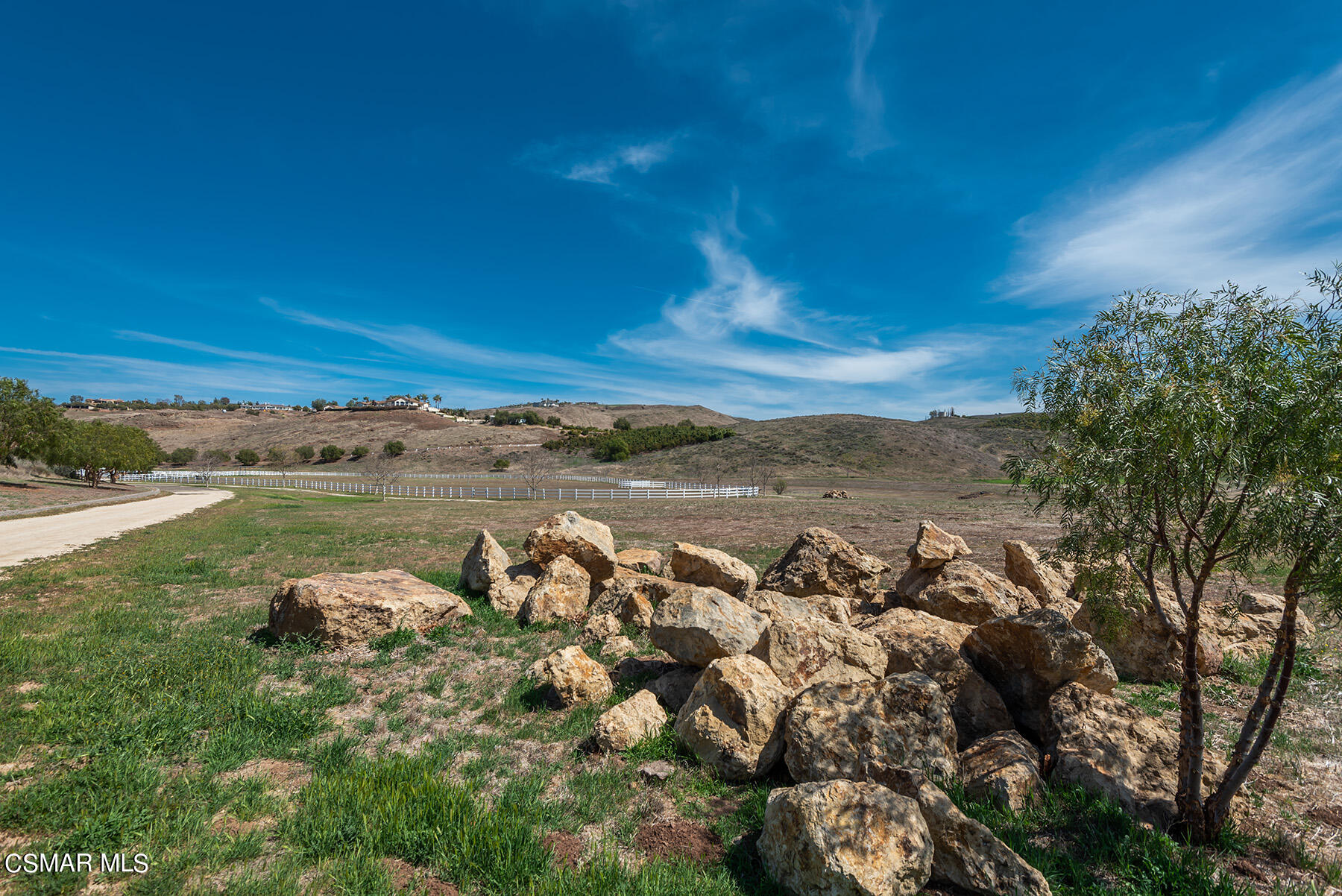 15578 LaPeyre Road Moorpark, CA 93021 - Photo 14 of 24 14