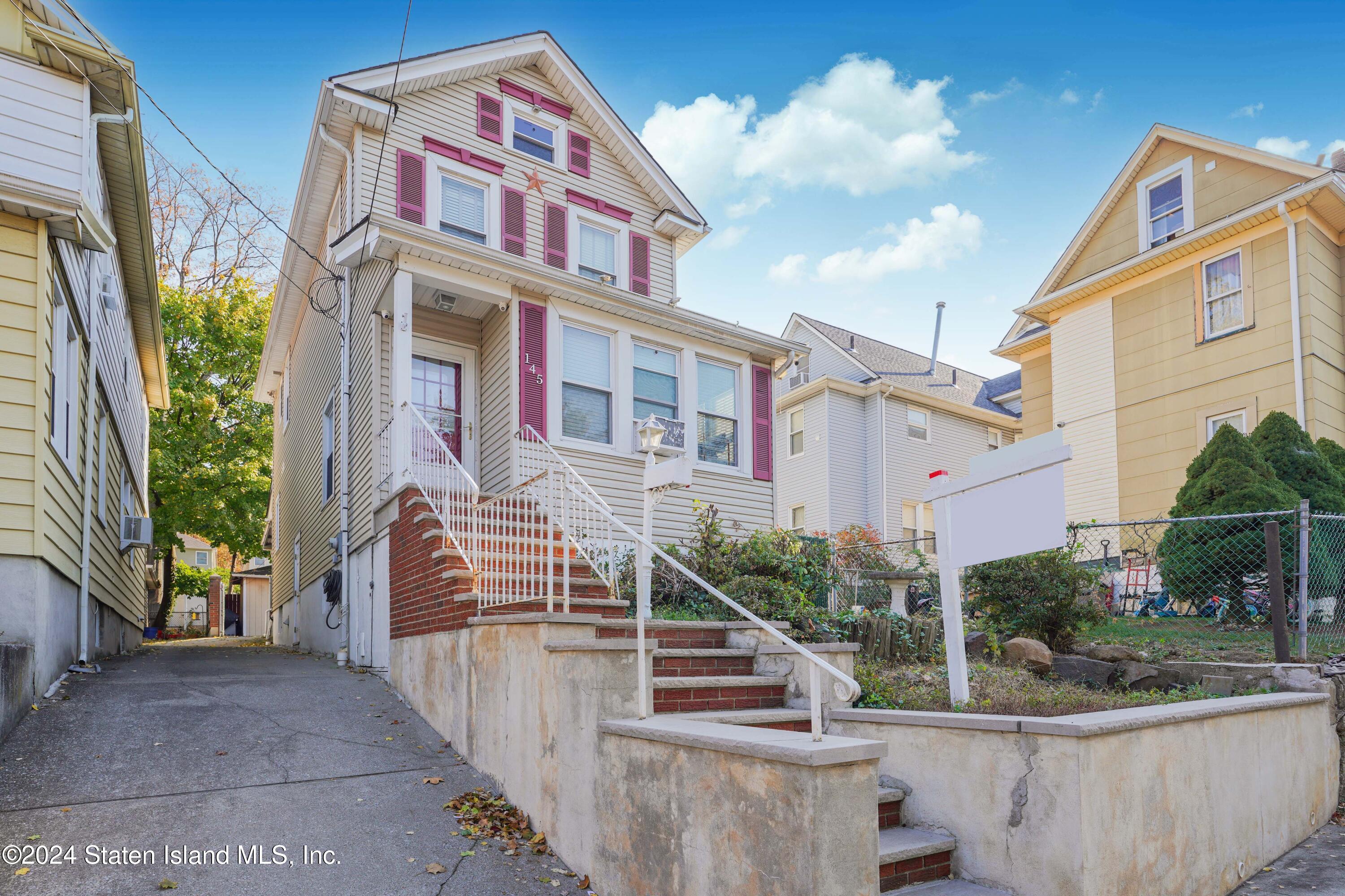 145 Roe Street Staten Island, NY 10310 - Photo 2 of 27 Photo Oct 28 2024, 10 26 21 PM