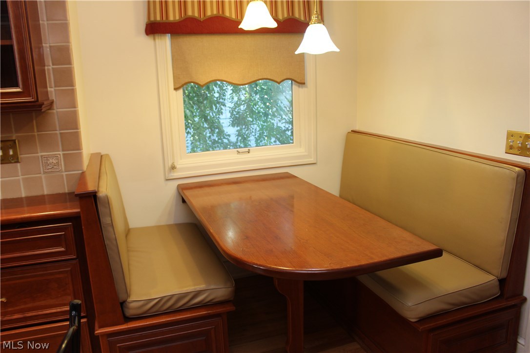 2665 Haddam Road Cleveland, OH 44120 - Photo 6 of 27 Gallery Image 6