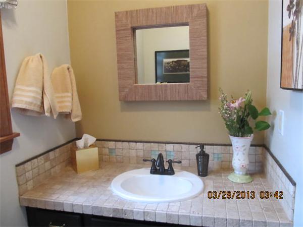 17 Dalton Road Marlborough, MA 01752 - Photo 11 of 27 Gallery Image 11