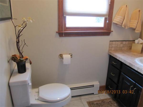 17 Dalton Road Marlborough, MA 01752 - Photo 12 of 27 Gallery Image 12
