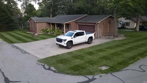 $220,000 | 509 East Woodlawn Drive, Winamac, IN 46996