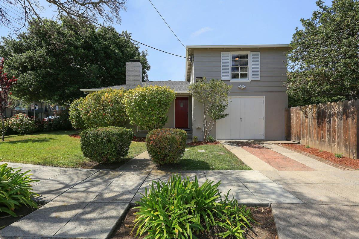 3 Victoria Road Burlingame, CA 94010 - Photo 1 of 31 a view of a back yard of the house