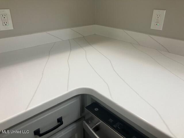 2 Rolling Hill Road Vicksburg, MS 39183 - Photo 12 of 36 IMG_1897