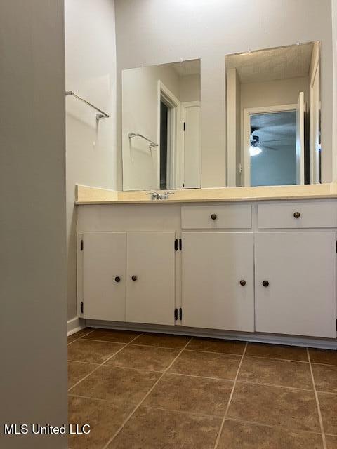 2 Rolling Hill Road Vicksburg, MS 39183 - Photo 20 of 36 IMG_1864