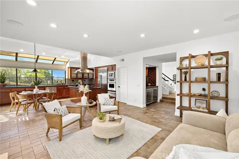 $2,000,000 | 22131 Brookpine, Mission Viejo, CA 92692