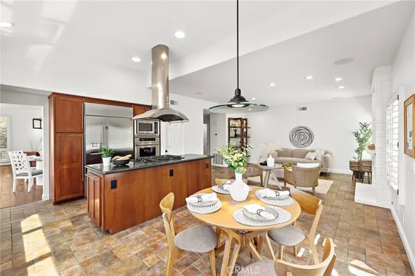 $2,000,000 | 22131 Brookpine, Mission Viejo, CA 92692