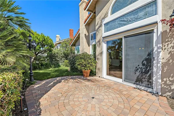 $2,000,000 | 22131 Brookpine, Mission Viejo, CA 92692