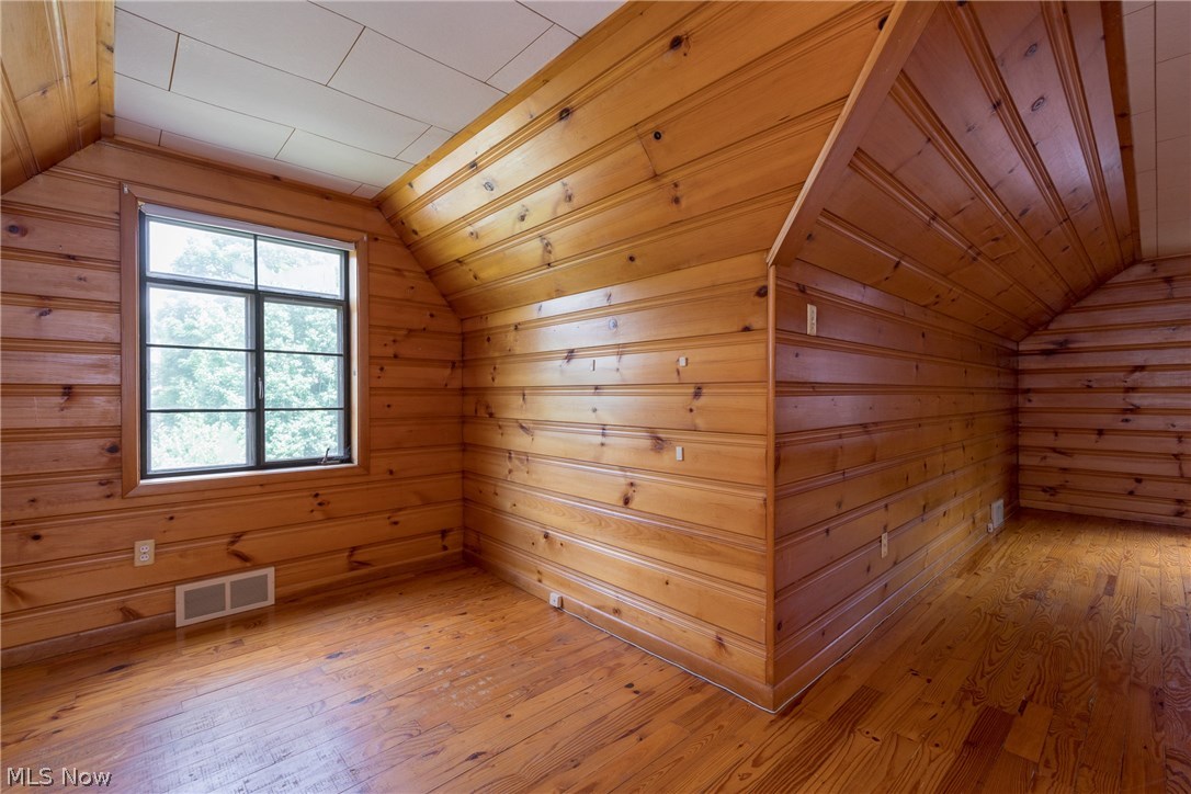 1131 Castleton Road Cleveland Heights, OH 44121 - Photo 20 of 30