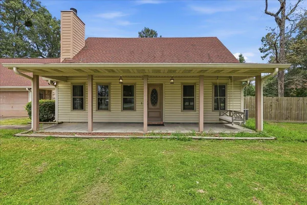 $295,000 | 1101 Fernwood Drive, Orange, TX 77632
