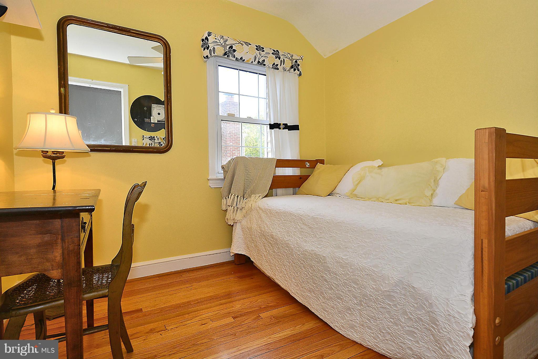 2106 Cascade Road Silver Spring, MD 20902 - Photo 26 of 30 Bedroom