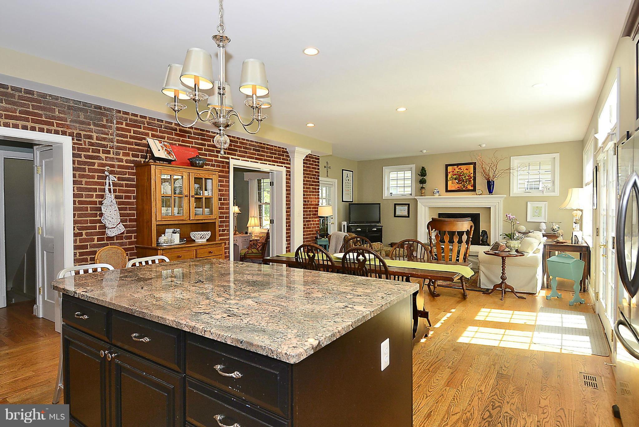 2106 Cascade Road Silver Spring, MD 20902 - Photo 5 of 30 Kitchen
