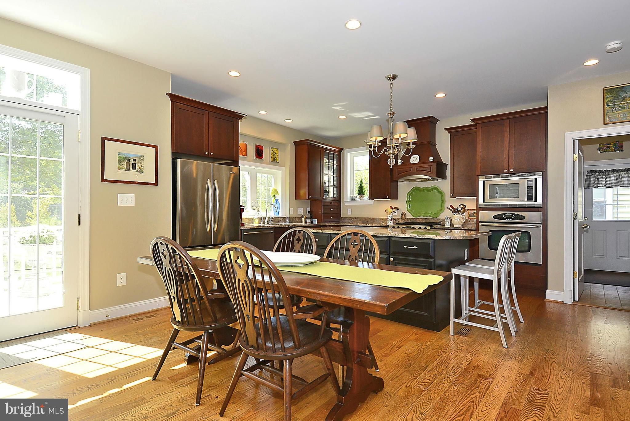 2106 Cascade Road Silver Spring, MD 20902 - Photo 7 of 30 Kitchen