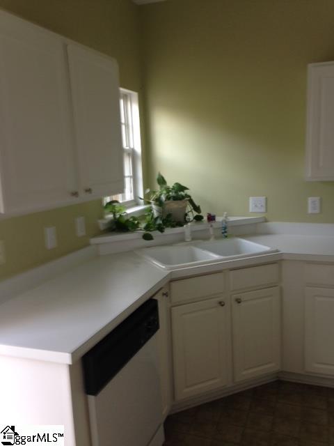910 Goldendale Court Mauldin, SC 29607 - Photo 5 of 12