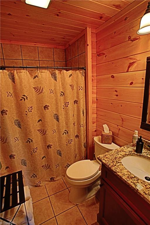 224 Bennett Road Stoneville, NC 27048 - Photo 23 of 27 Guest bath