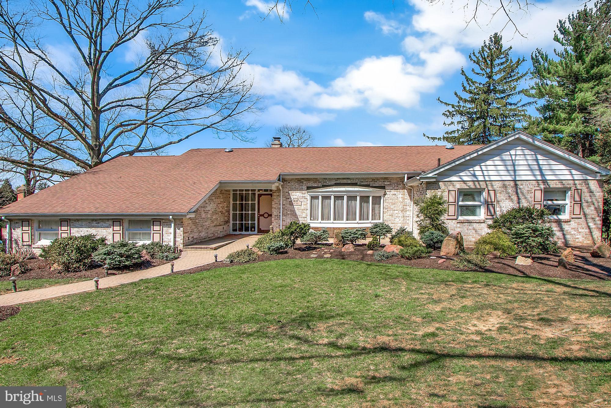1637 Farr Road Reading, PA 19610 - Photo 1 of 29 Gallery Image 1