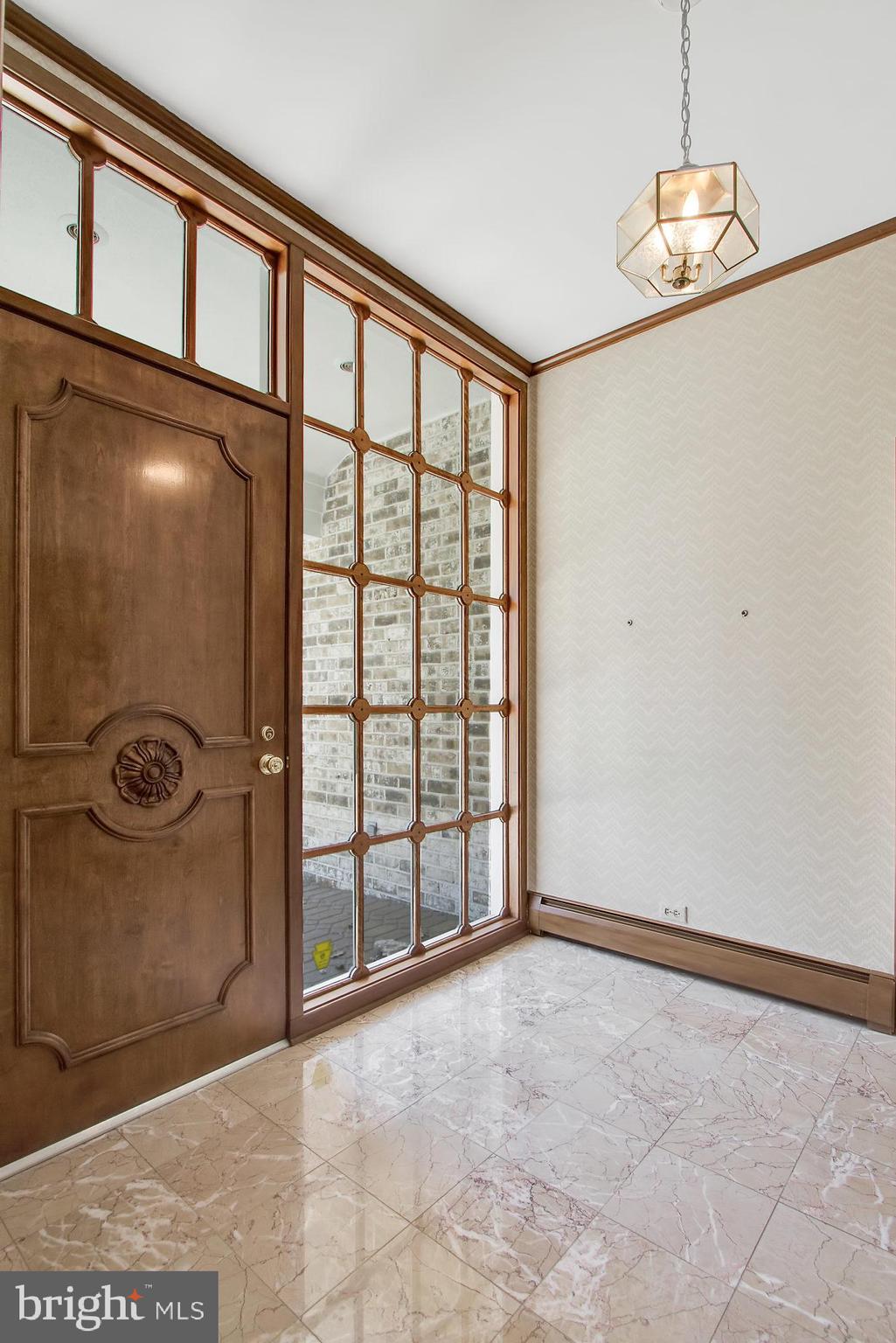 1637 Farr Road Reading, PA 19610 - Photo 2 of 29 Gallery Image 2