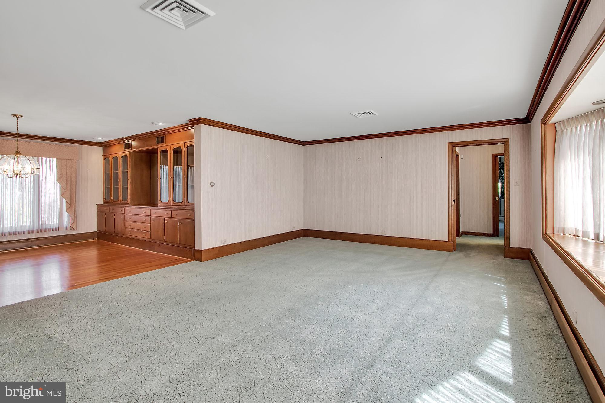 1637 Farr Road Reading, PA 19610 - Photo 3 of 29 Gallery Image 3