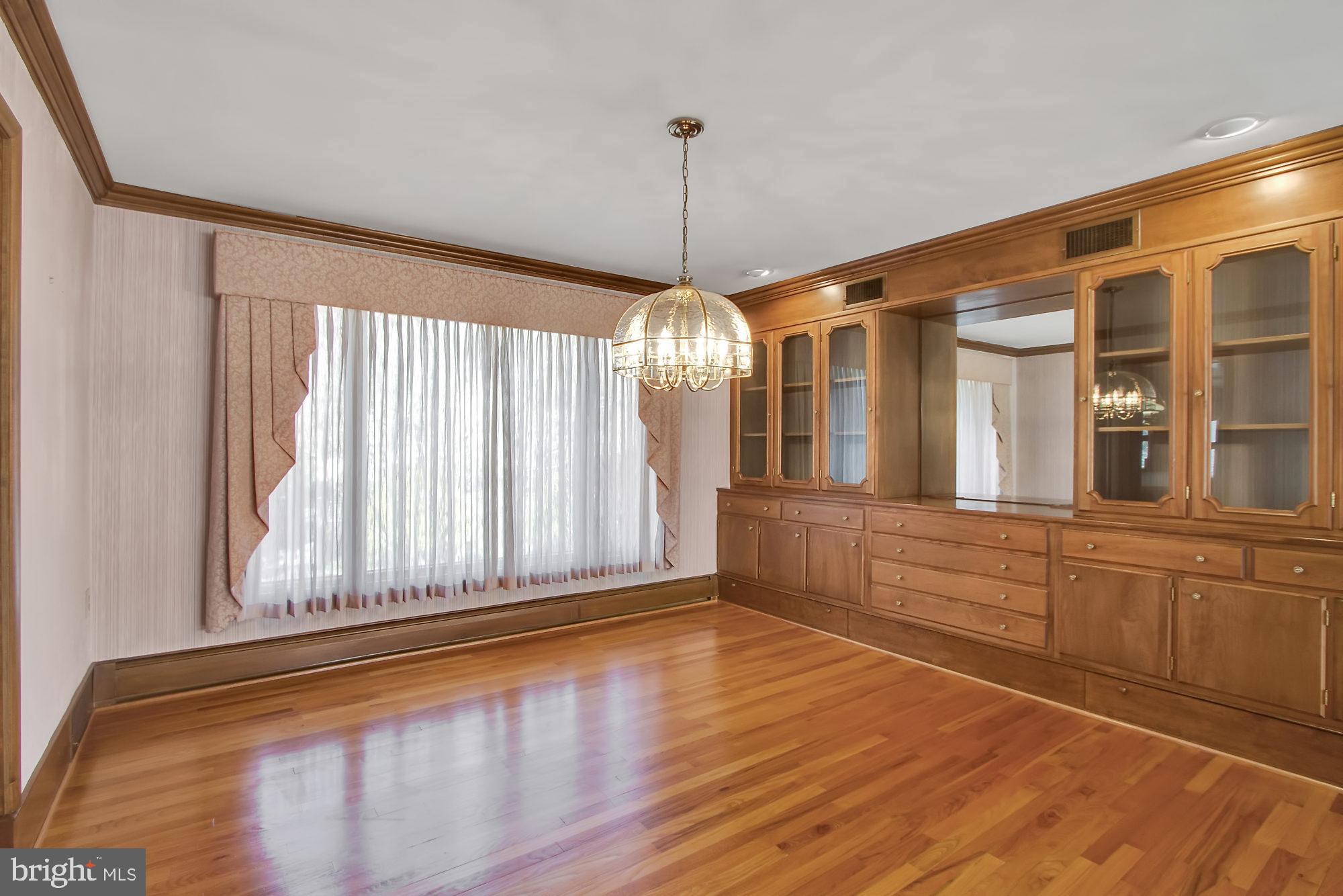 1637 Farr Road Reading, PA 19610 - Photo 5 of 29 Gallery Image 5