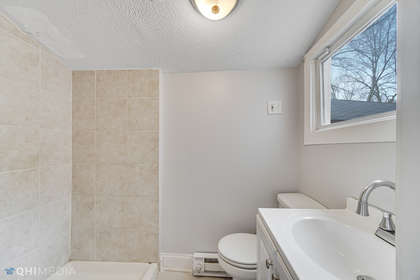 360 North Spring Street Elgin, IL 60120 - Photo 13 of 20