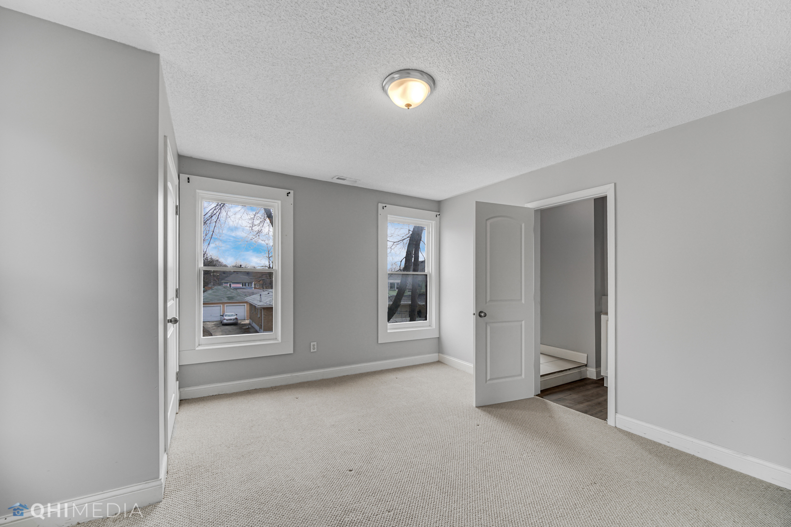 360 North Spring Street Elgin, IL 60120 - Photo 16 of 20