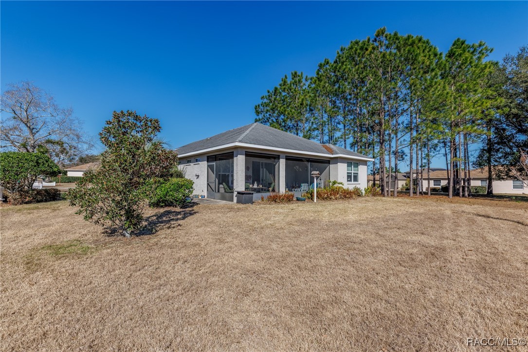 2291 North Mia Point Lecanto, FL 34461 - Photo 6 of 39 View from back
