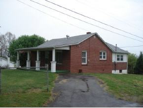 217 North Paperville Road Bristol, TN 37620 - Photo 1 of 4 Photo 1