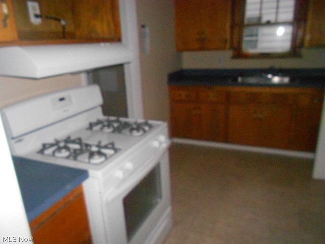 17609 Ingleside Road Cleveland, OH 44119 - Photo 11 of 24 Gallery Image 11