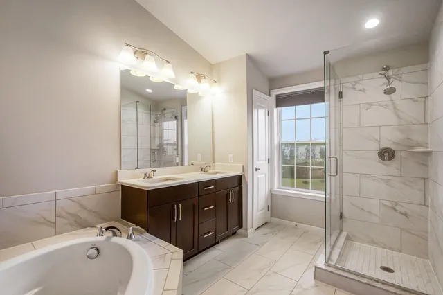 $3,700 | 2765 Ashcombe Dr., Ann Arbor, MI 48105