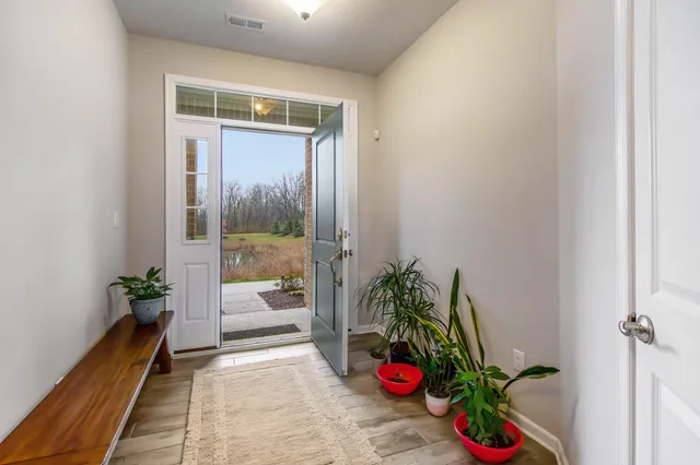 $3,700 | 2765 Ashcombe Dr., Ann Arbor, MI 48105