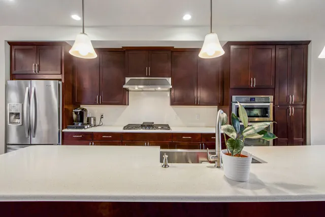 $3,700 | 2765 Ashcombe Dr., Ann Arbor, MI 48105