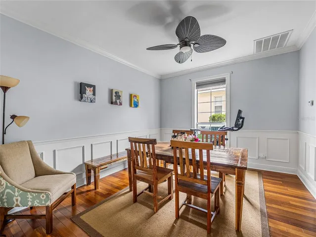a view of a livingroom and dining room