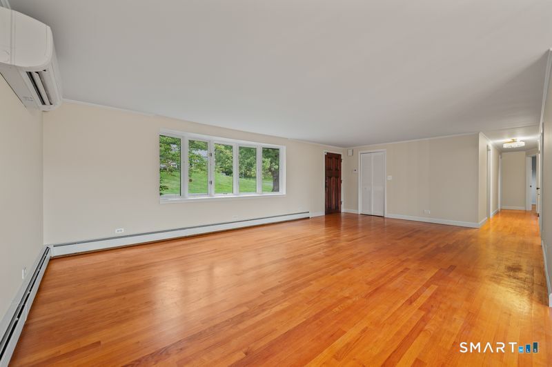 34 Hoskins Road Bloomfield, CT 06002 - Photo 10 of 27 Gallery Image 10