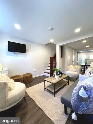 $218,999 | 324 South Castle Street, Baltimore, MD 21231