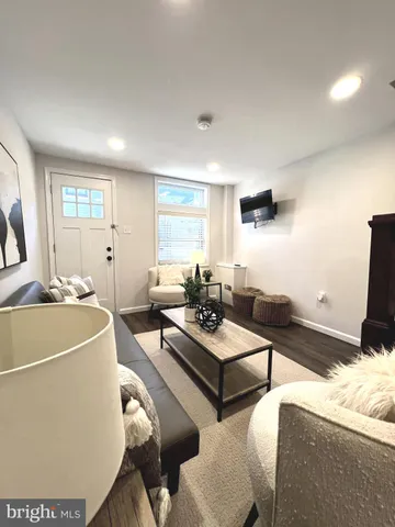 $218,999 | 324 South Castle Street, Baltimore, MD 21231