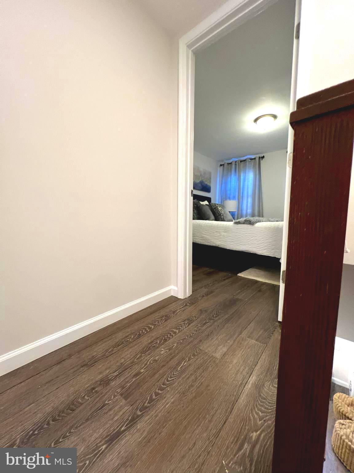 324 South Castle Street Baltimore, MD 21231 - Photo 10 of 17