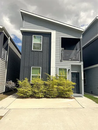 $1,895 | 19106 Sears Drive, Unit B, Houston, TX 77338