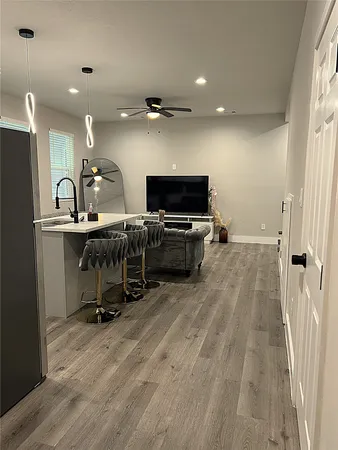 $1,895 | 19106 Sears Drive, Unit B, Houston, TX 77338