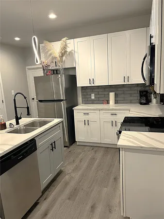 $1,895 | 19106 Sears Drive, Unit B, Houston, TX 77338