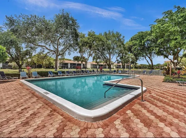 $2,000 | 2363 Southwest 15th Street, Unit 82, Deerfield Beach, FL 33442